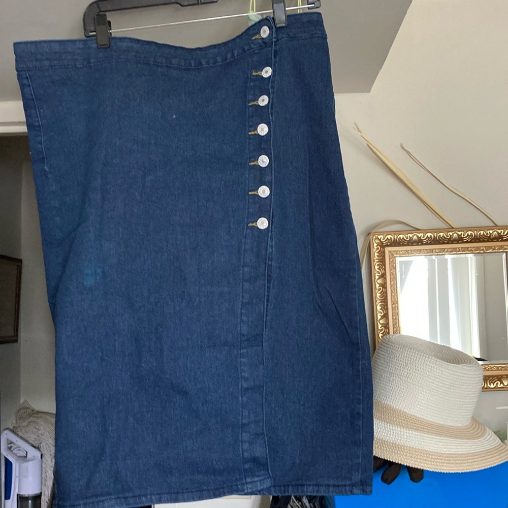Women’s jean skirt brand new knee length with side buttons